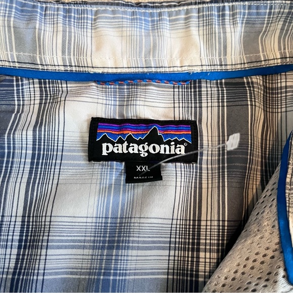 Men's Patagonia Sun stretch blue plaid shirt - Picture 2 of 13